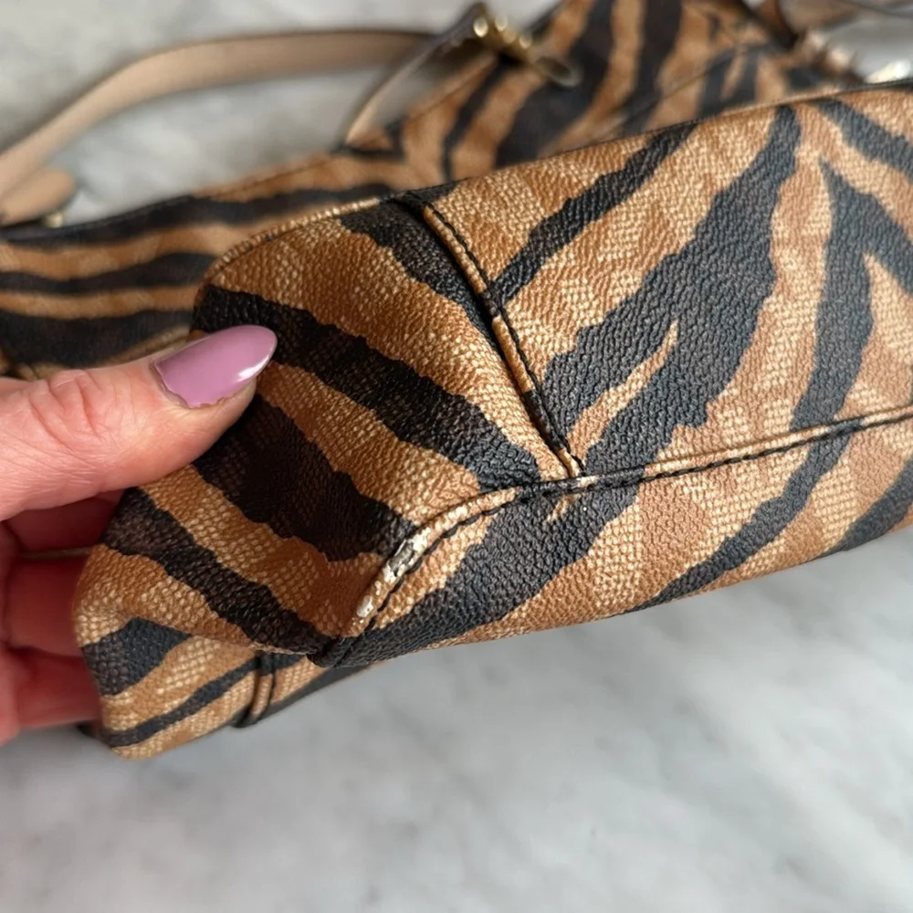 Michael Kors Tiger Print Crossbody - Picture 9 of 10